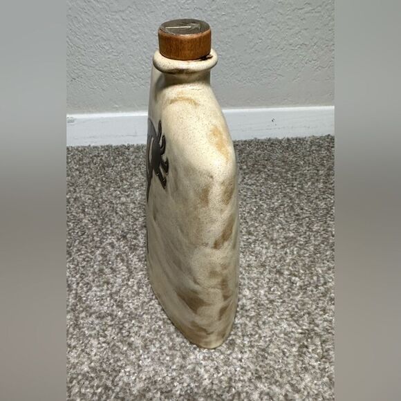 Mara Kokopelli Design Decanter Stoneware Handmade - Picture 7 of 10